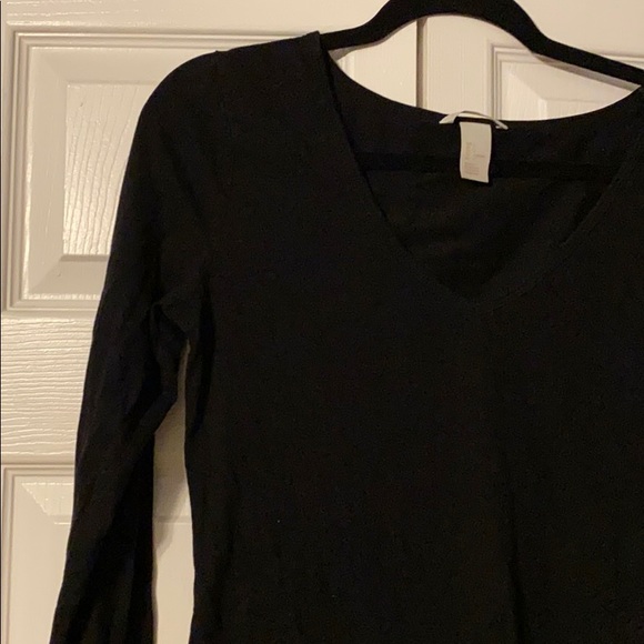 H&M long sleeve - Picture 3 of 4